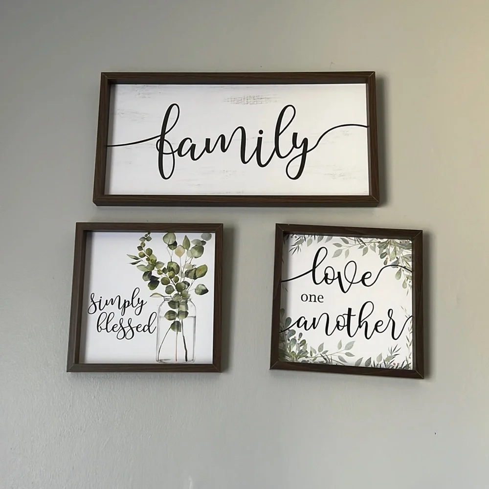 House decor - Picture 1 of 3